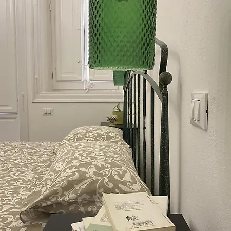 Il Gallo Di Eracle - Charming &
